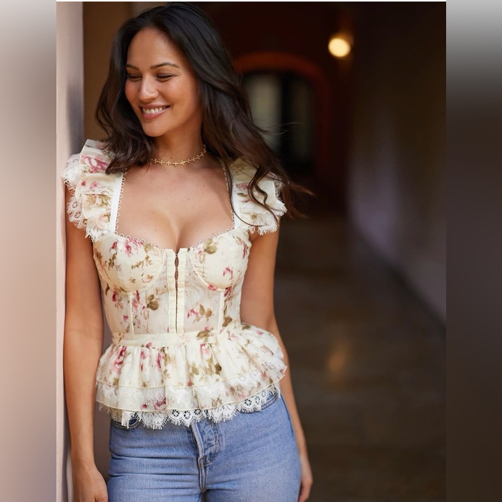 V. Chapman Cream Floral Lace Peplum Bustier Top